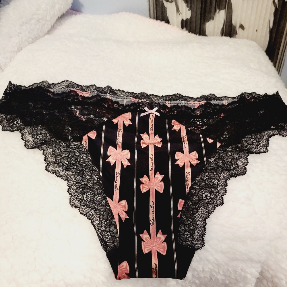Nwt Body by Victoria's secret cheeky panties